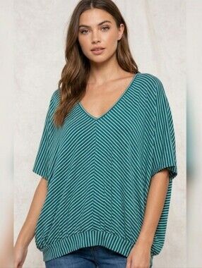 Daytrip Dolman Sleeve Blouse in Green and White